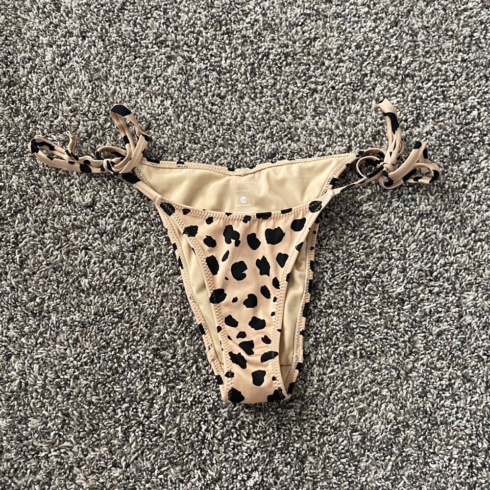 L.A. Hearts nude cheetah print bottoms